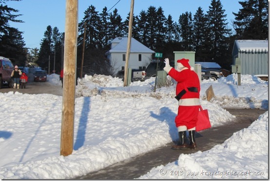 Santa departing Julebyen on December 7